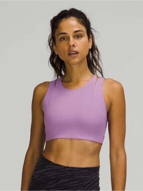 Lululemon Strong Front Bra Medium Support Wisteria Purple Size 4